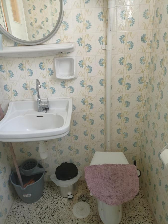Finikas Rooms Agia Marina  外观 照片
