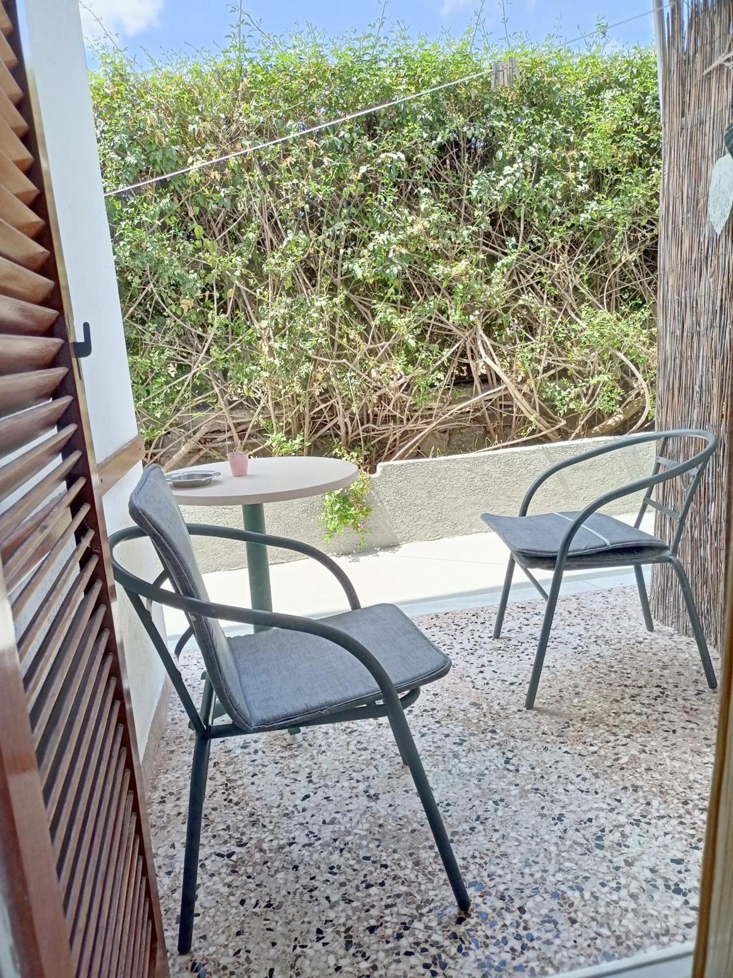 Finikas Rooms Agia Marina  客房 照片