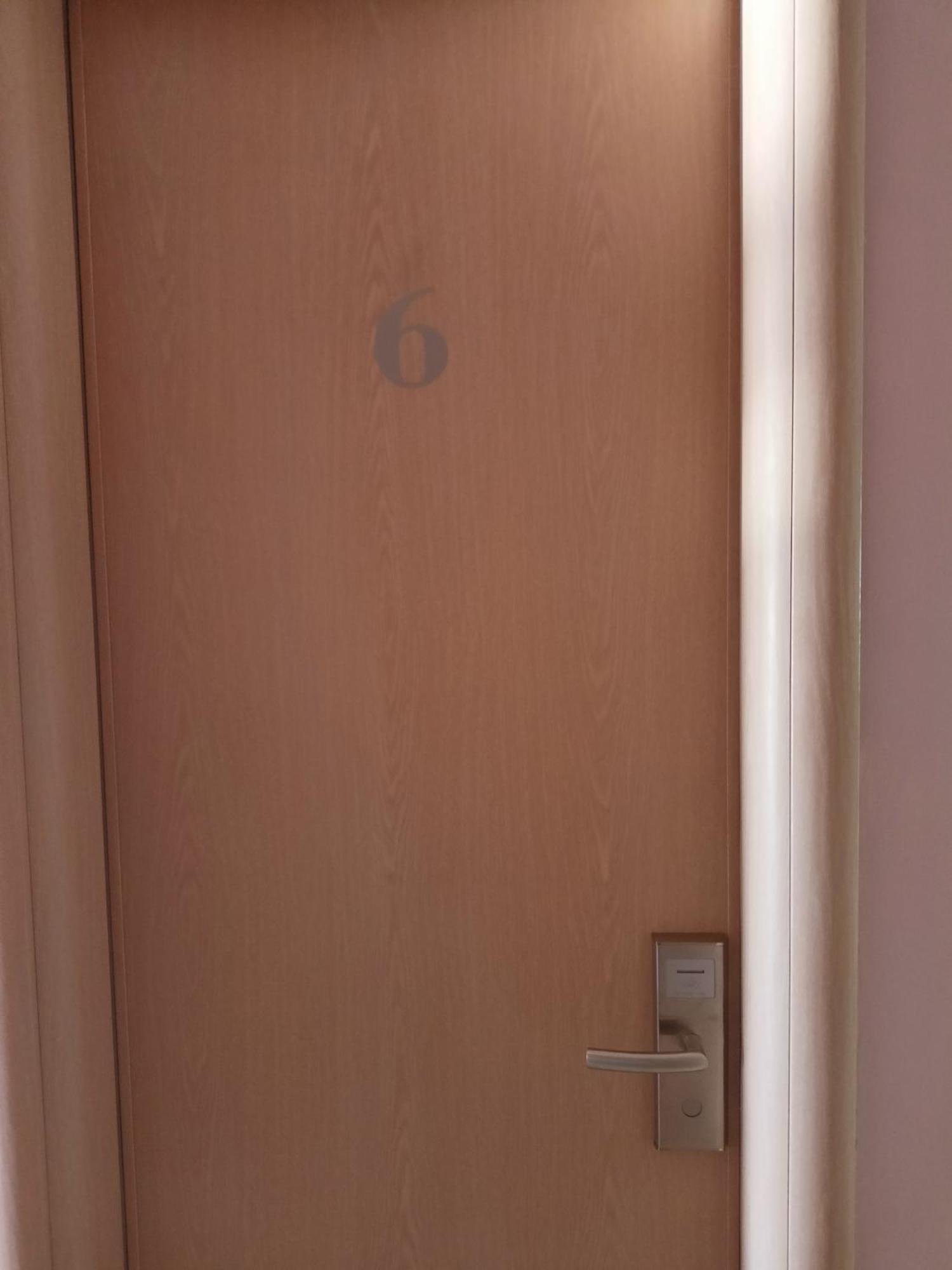 Finikas Rooms Agia Marina  客房 照片